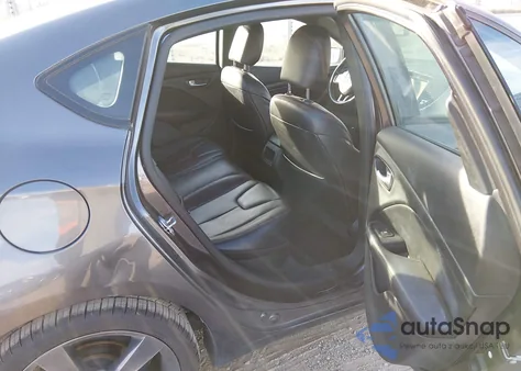 2015 Dodge Dart Gt z USA, uszkodzony, nr VIN 1C3CDFEB3FD243922